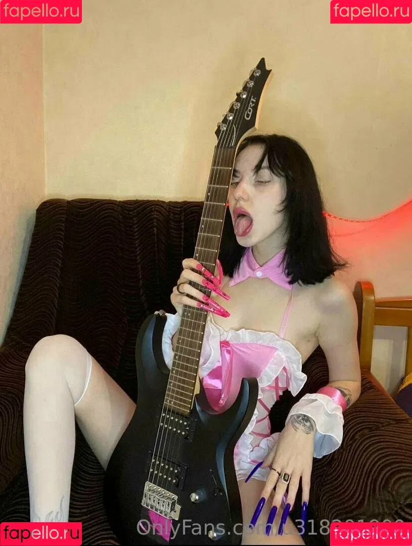 misaki_meii Onlyfans Photo Gallery 