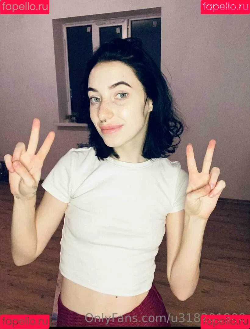 misaki_meii Onlyfans Photo Gallery 