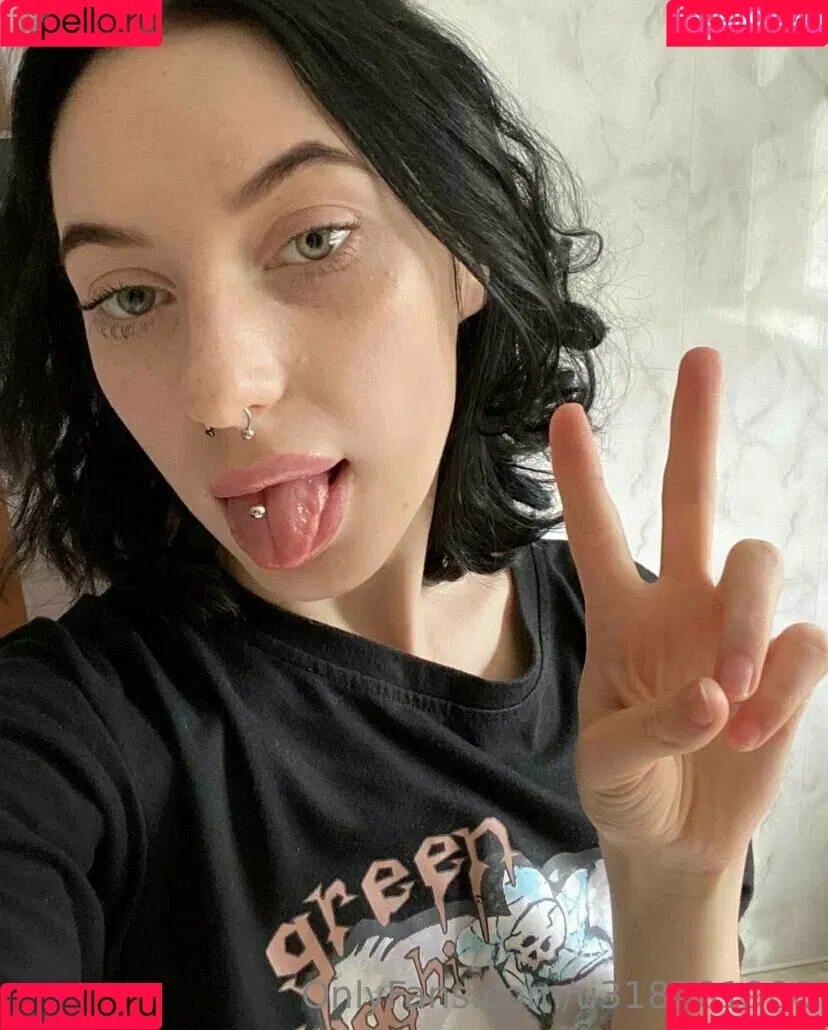 misaki_meii Onlyfans Photo Gallery 