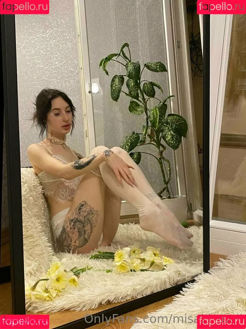 misaki_meii Onlyfans Photo Gallery 