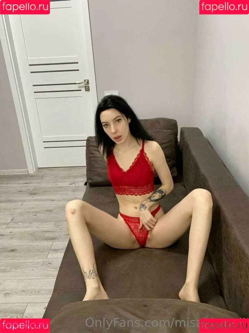 misaki_meii Onlyfans Photo Gallery 