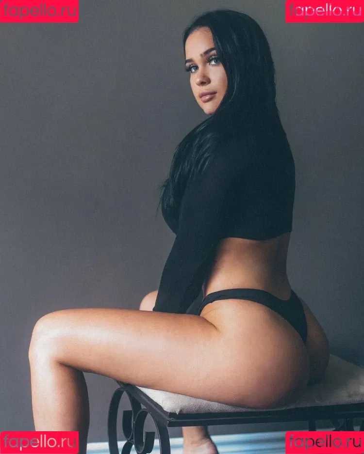 Sarah Love MacDonald Onlyfans Photo Gallery 