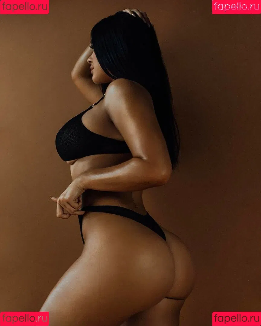 Sarah Love MacDonald Onlyfans Photo Gallery 