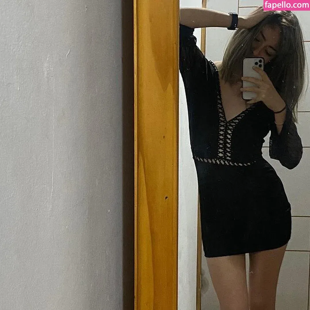 notehyra Onlyfans Photo Gallery 