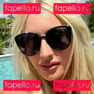 hollyxxxmae Onlyfans Photo Gallery 