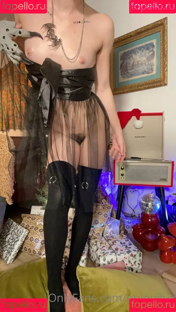ouiouilux Onlyfans Photo Gallery 