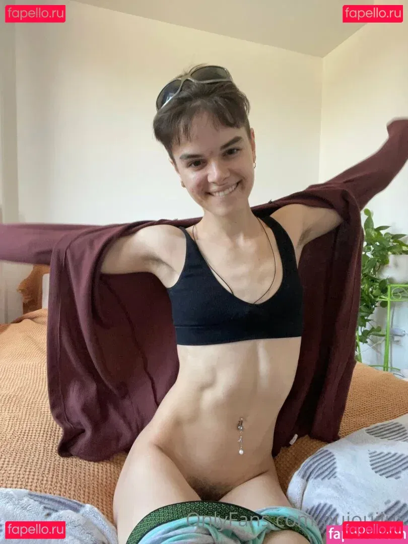 ouiouilux Onlyfans Photo Gallery 