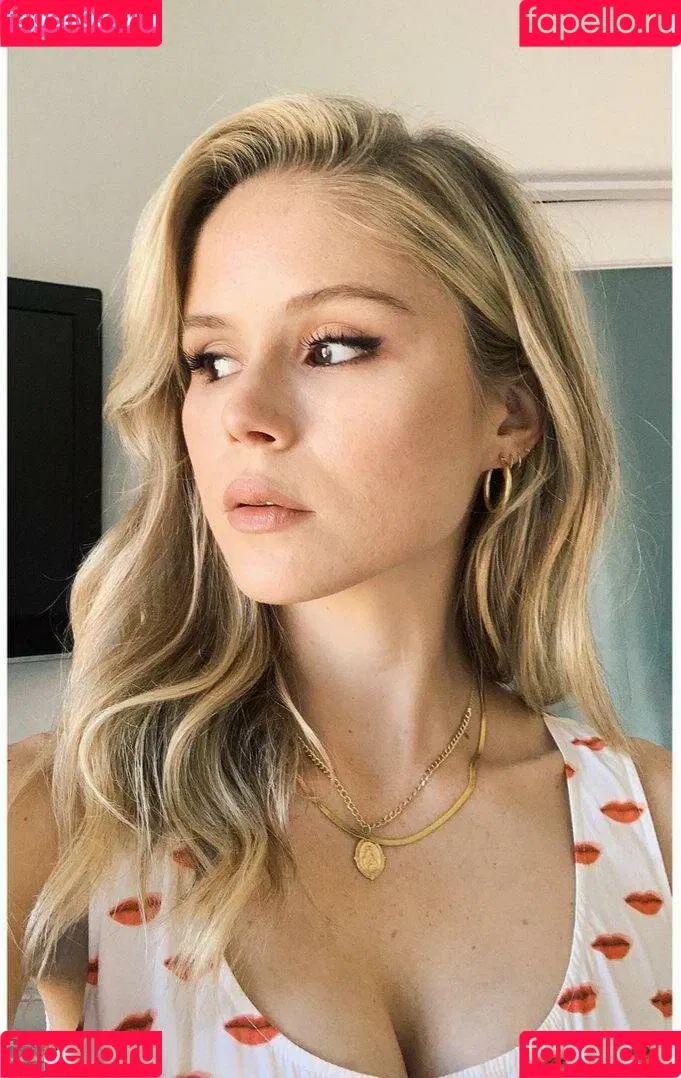 Erin Moriarty Onlyfans Photo Gallery 