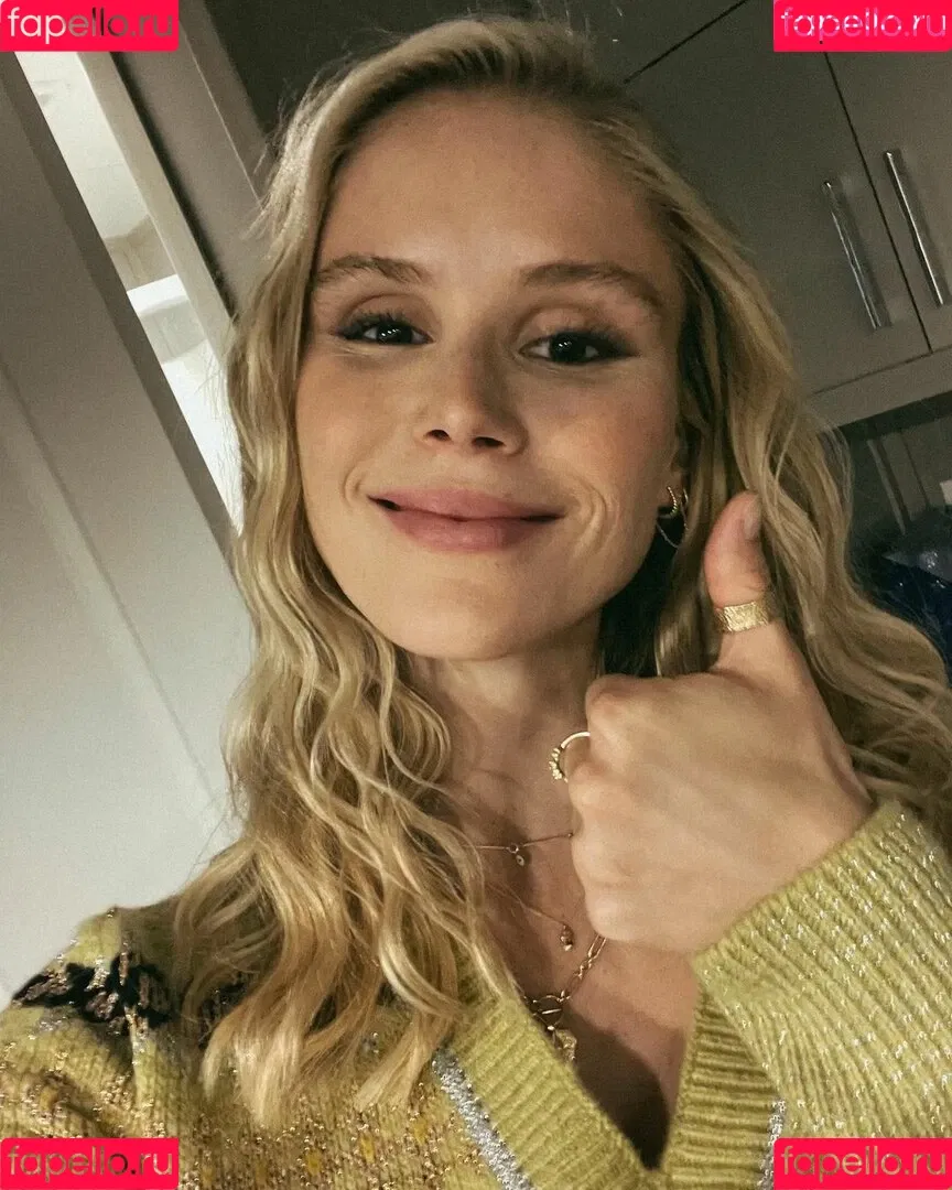 Erin Moriarty Onlyfans Photo Gallery 