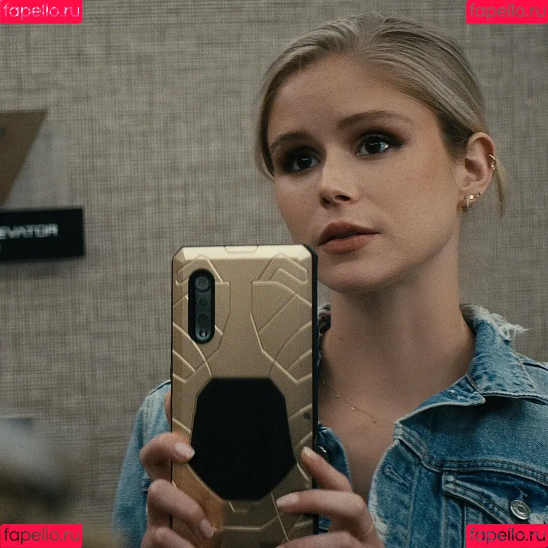 Erin Moriarty Onlyfans Photo Gallery 