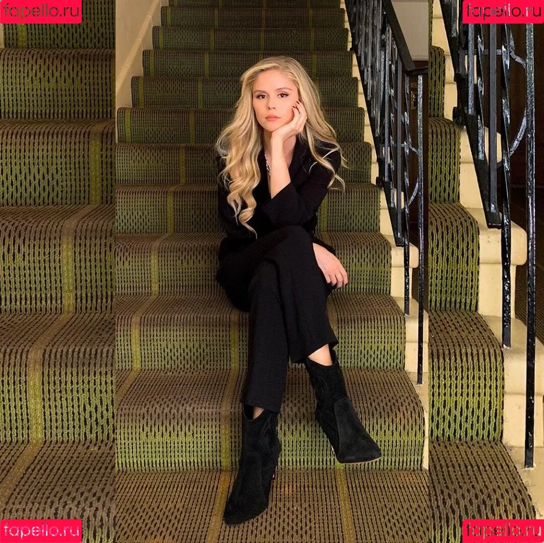 Erin Moriarty Onlyfans Photo Gallery 