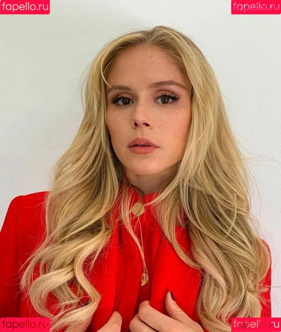 Erin Moriarty Onlyfans Photo Gallery 