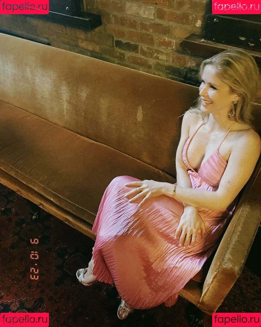 Erin Moriarty Onlyfans Photo Gallery 