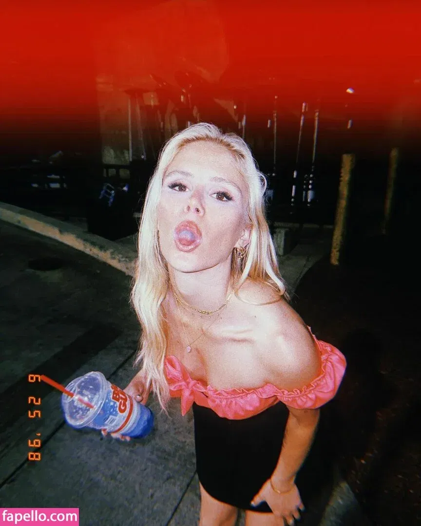 Erin Moriarty Onlyfans Photo Gallery 