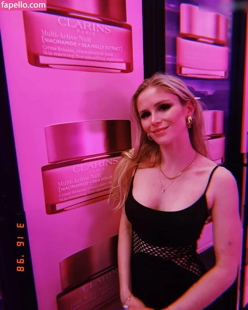 Erin Moriarty Onlyfans Photo Gallery 