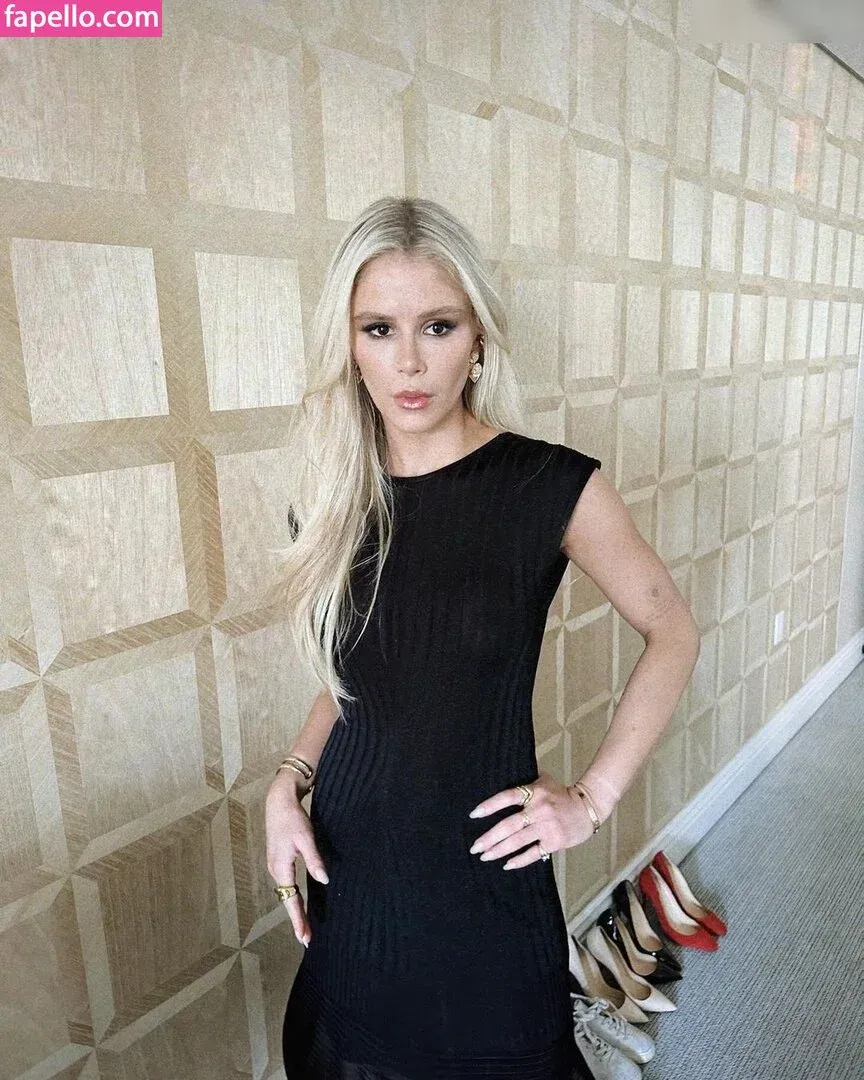 Erin Moriarty Onlyfans Photo Gallery 