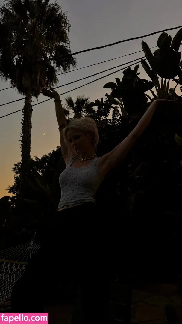 Erin Moriarty Onlyfans Photo Gallery 