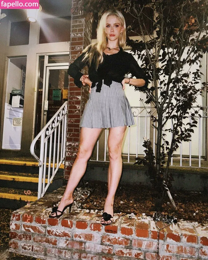 Erin Moriarty Onlyfans Photo Gallery 