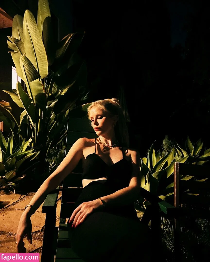 Erin Moriarty Onlyfans Photo Gallery 