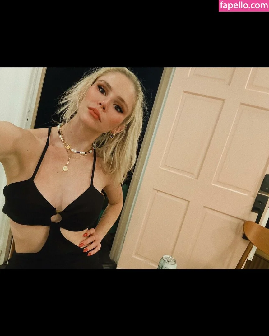 Erin Moriarty Onlyfans Photo Gallery 