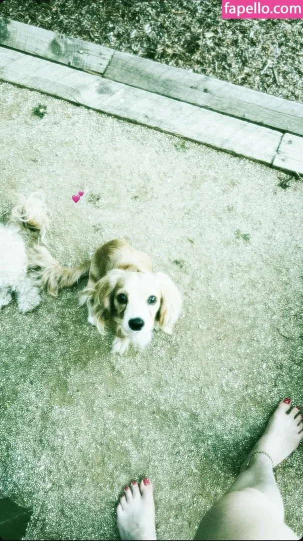 Erin Moriarty Onlyfans Photo Gallery 