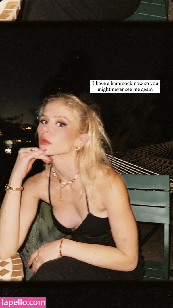 Erin Moriarty Onlyfans Photo Gallery 