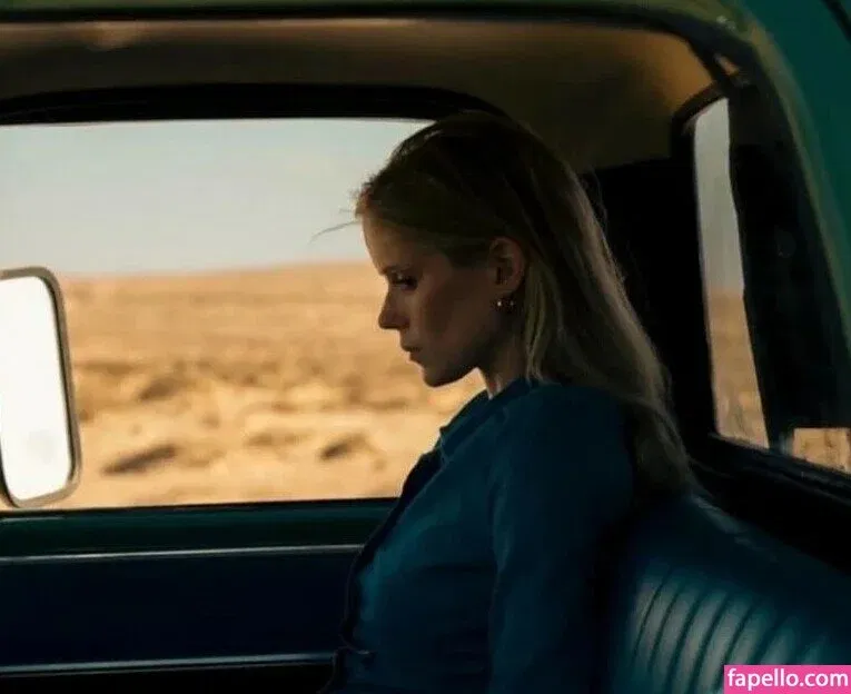 Erin Moriarty Onlyfans Photo Gallery 