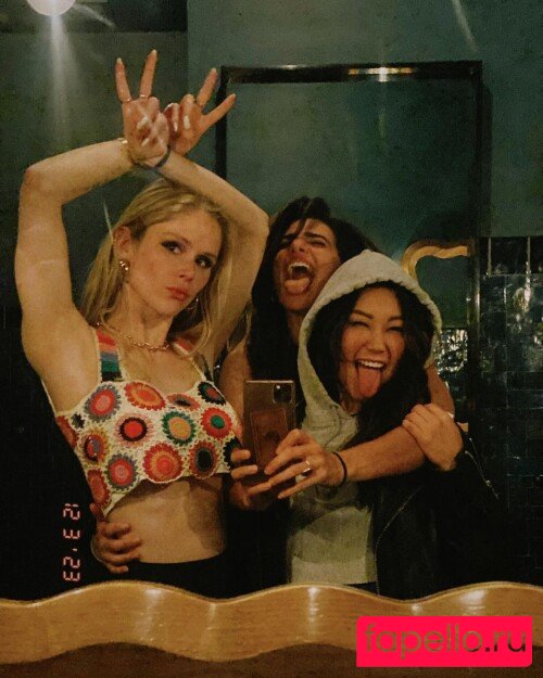 Erin Moriarty Onlyfans Photo Gallery 