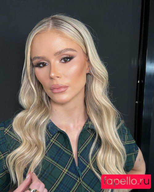 Erin Moriarty Onlyfans Photo Gallery 