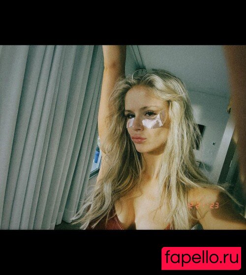 Erin Moriarty Nude Onlyfans Photo 28