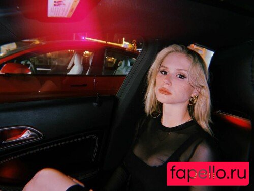 Erin Moriarty Nude Onlyfans Photo 23