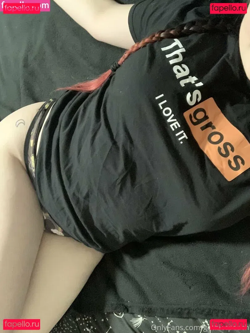 gothiccpeach Onlyfans Photo Gallery 