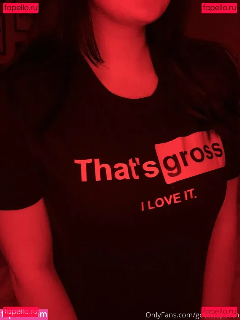 gothiccpeach Onlyfans Photo Gallery 