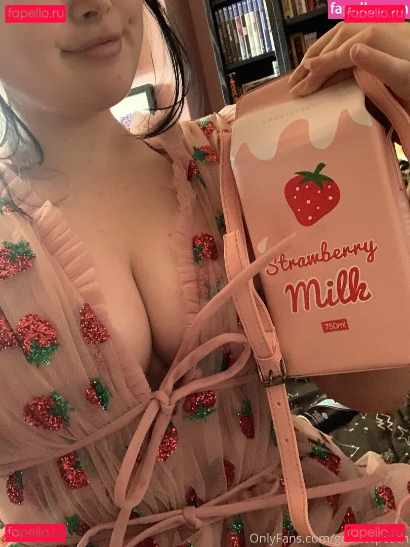 gothiccpeach Onlyfans Photo Gallery 