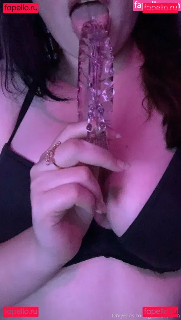 gothiccpeach Onlyfans Photo Gallery 