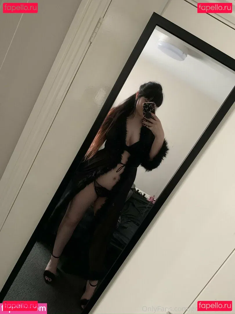 gothiccpeach Onlyfans Photo Gallery 