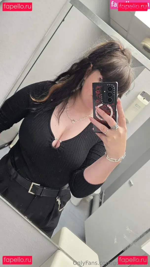 gothiccpeach Onlyfans Photo Gallery 