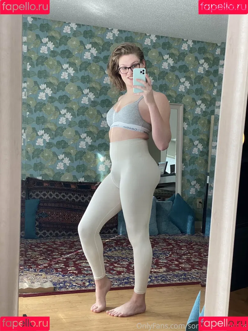 somelittlecrumbs Onlyfans Photo Gallery 