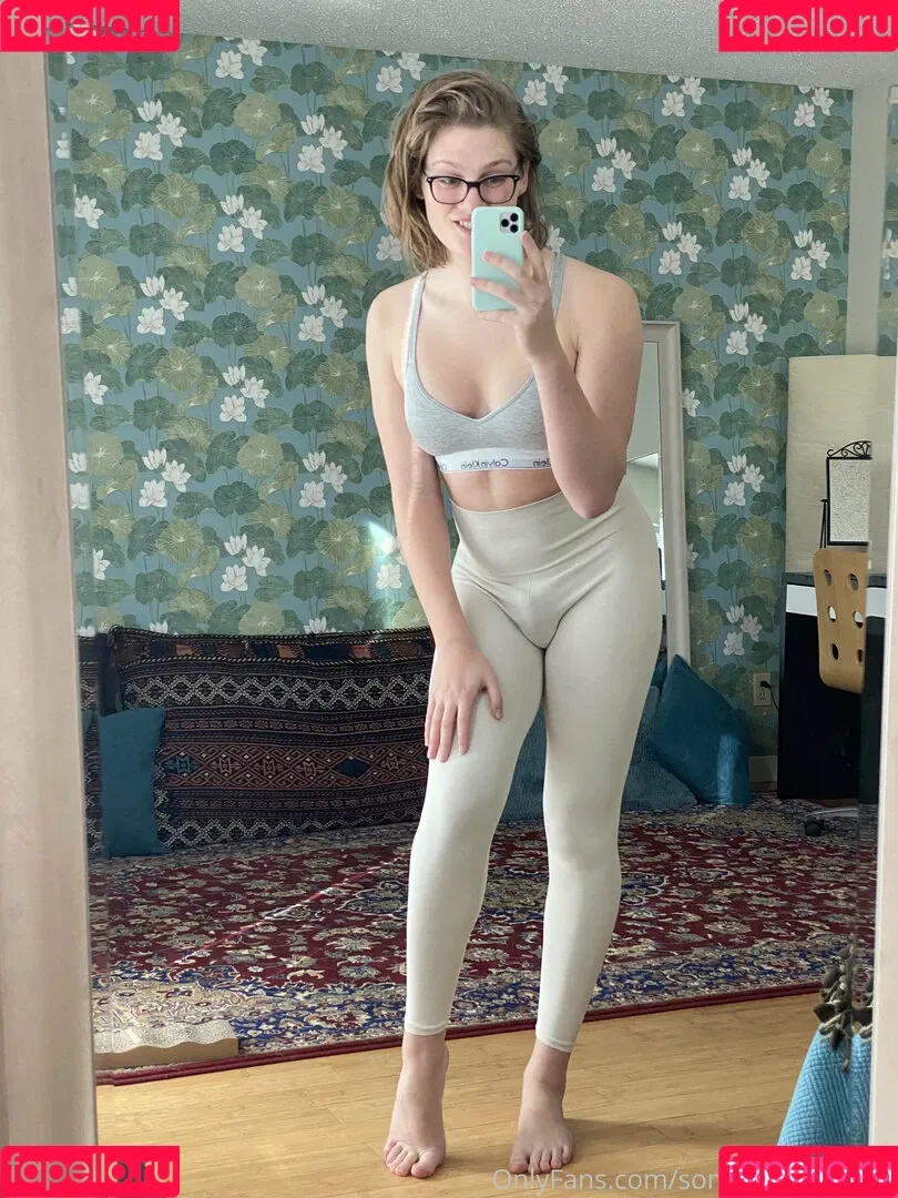 somelittlecrumbs Onlyfans Photo Gallery 