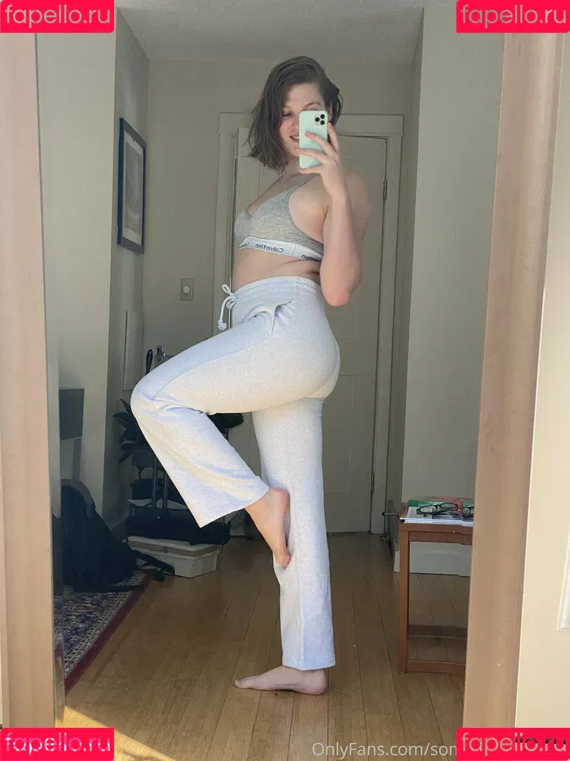 somelittlecrumbs Onlyfans Photo Gallery 