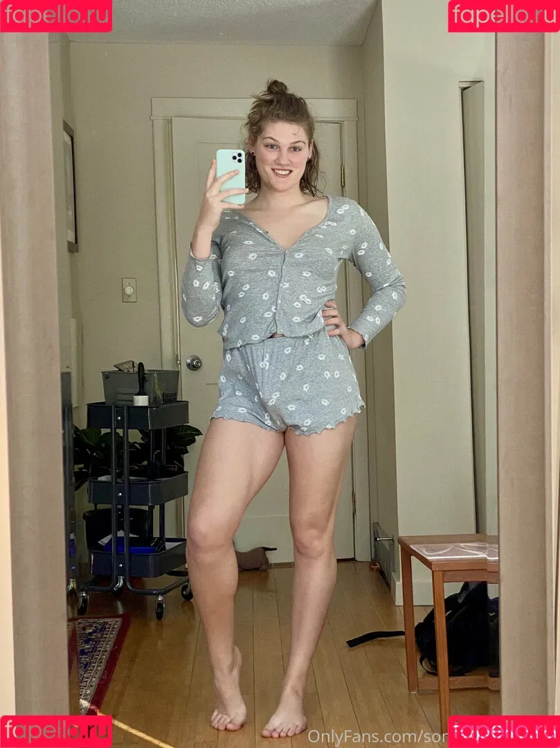 somelittlecrumbs Onlyfans Photo Gallery 