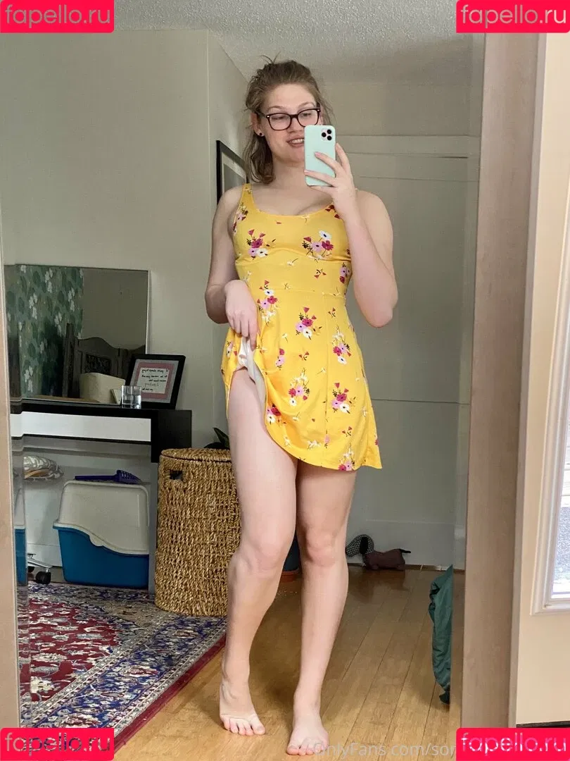 somelittlecrumbs Onlyfans Photo Gallery 