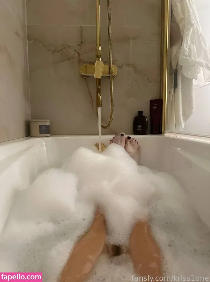 Krissone Onlyfans Photo Gallery 