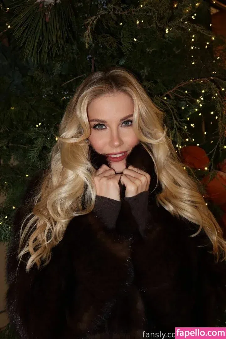 Krissone Onlyfans Photo Gallery 