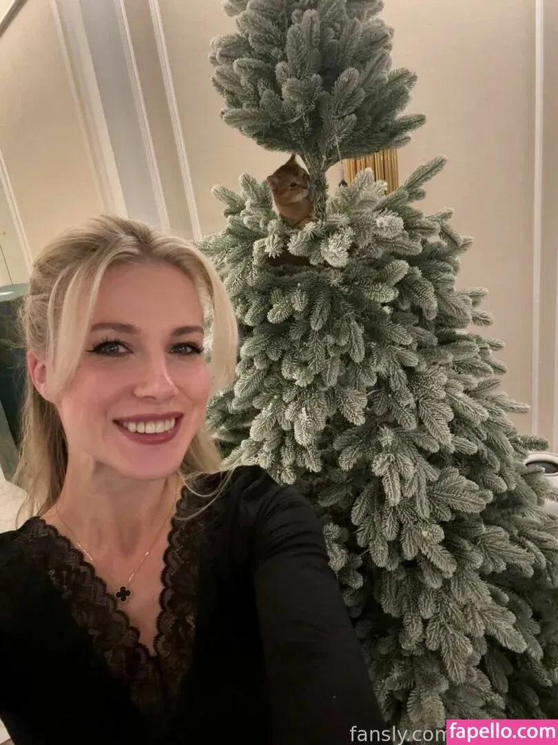 Krissone Onlyfans Photo Gallery 