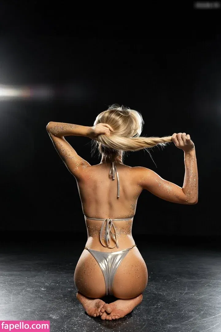 Krissone Onlyfans Photo Gallery 