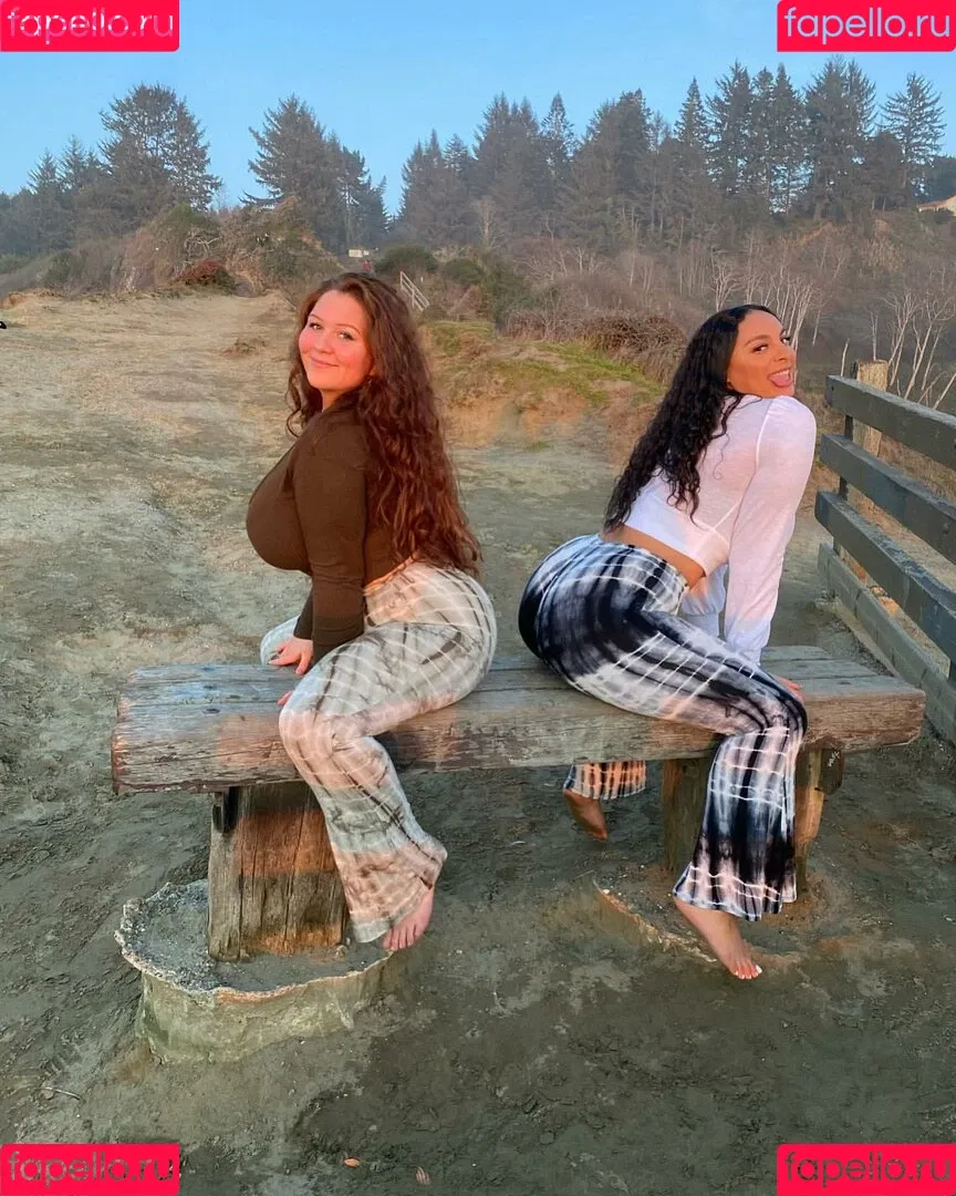 allnaturalaurora Onlyfans Photo Gallery 