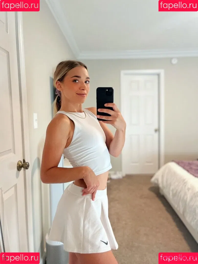 Natalie Decker Onlyfans Photo Gallery 