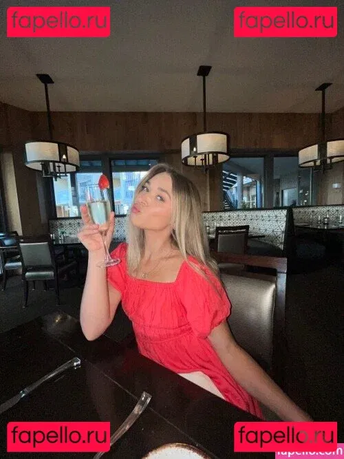 Natalie Decker Onlyfans Photo Gallery 