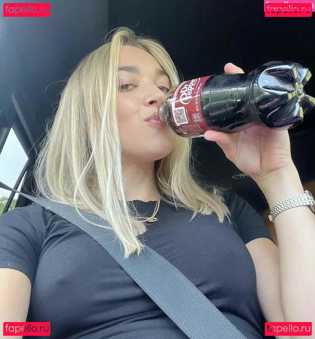 Natalie Decker Onlyfans Photo Gallery 